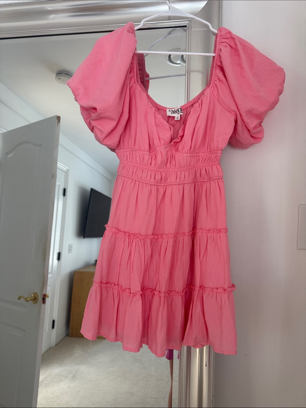 Trixxi Pink Puff-Sleeve Tiered Mini Dress